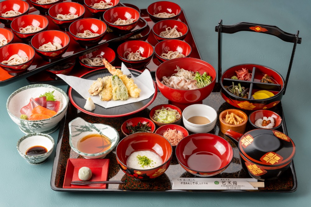 盛り出し式わんこそば