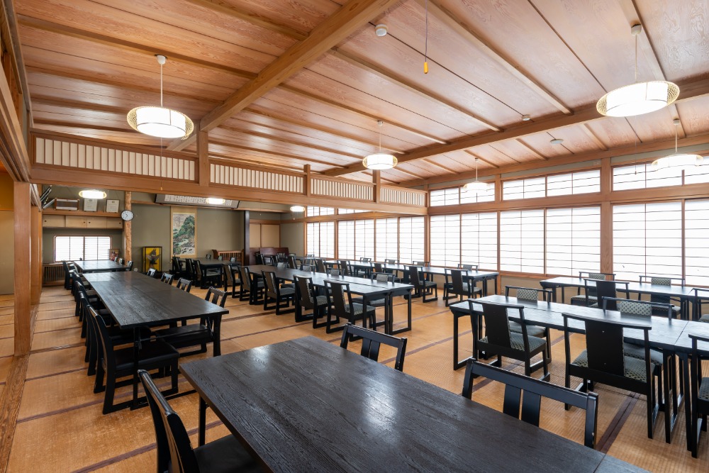 芭蕉館内観写真　二階大広間